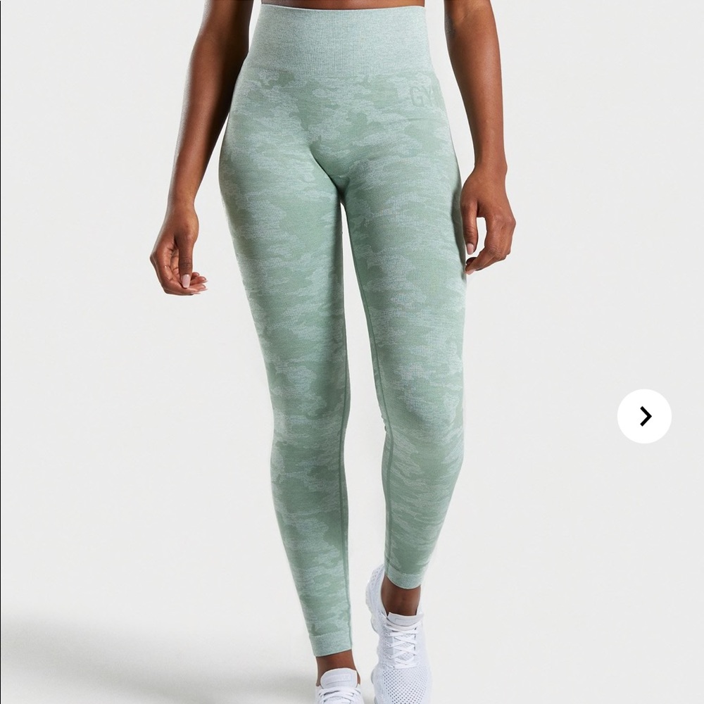 BRAND NEW! Green camo gymshark leggings.